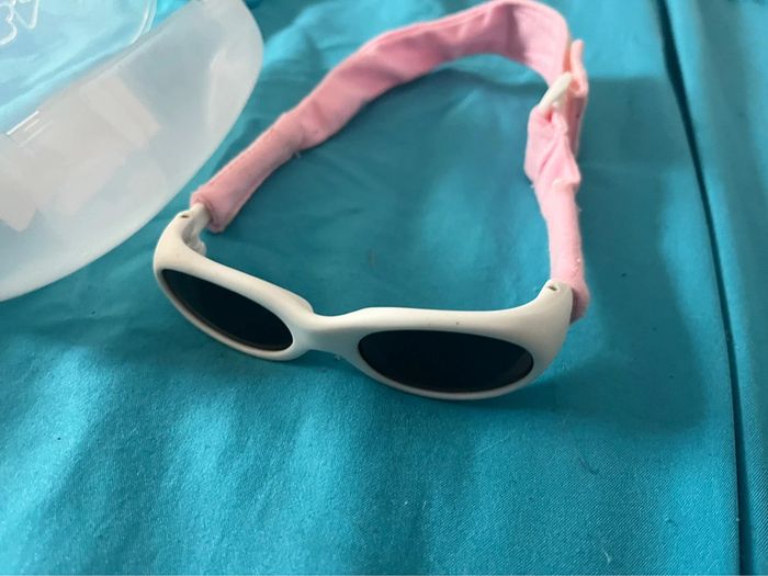 Lunette solaire bébé - photo numéro 6