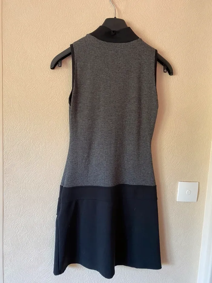 Robe noire et gris - photo numéro 2