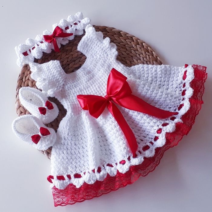 Vêtement bébé fille robe crochet dentelle noeud satin rouge