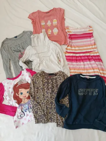Lot vêtements fille 6 ans