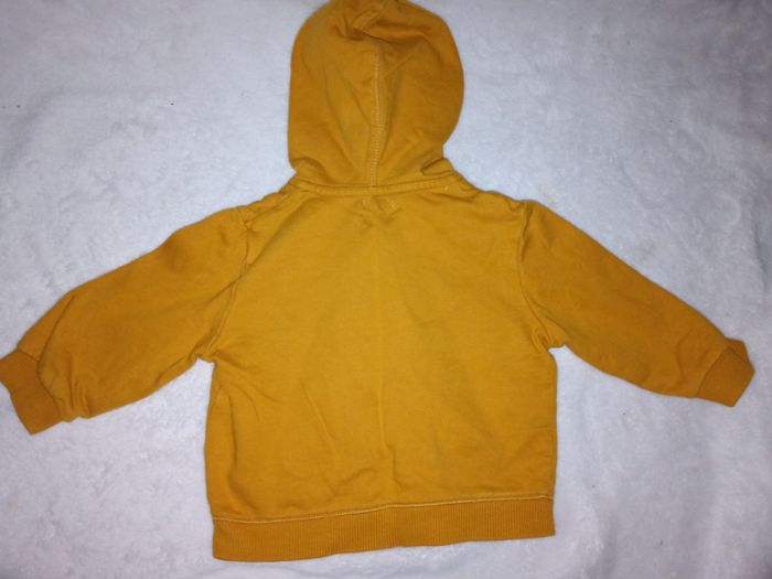 Gillet couleur moutarde