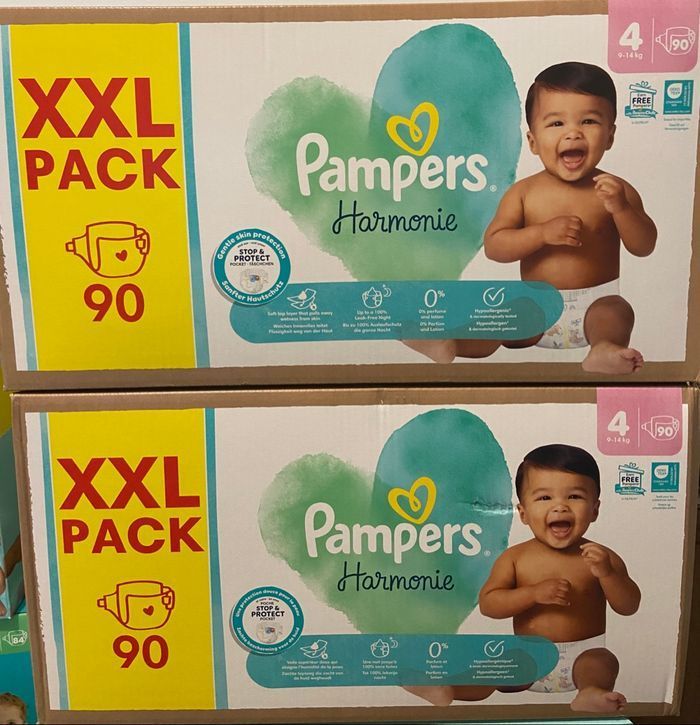2 cartons de couches Pampers harmonie taille 4