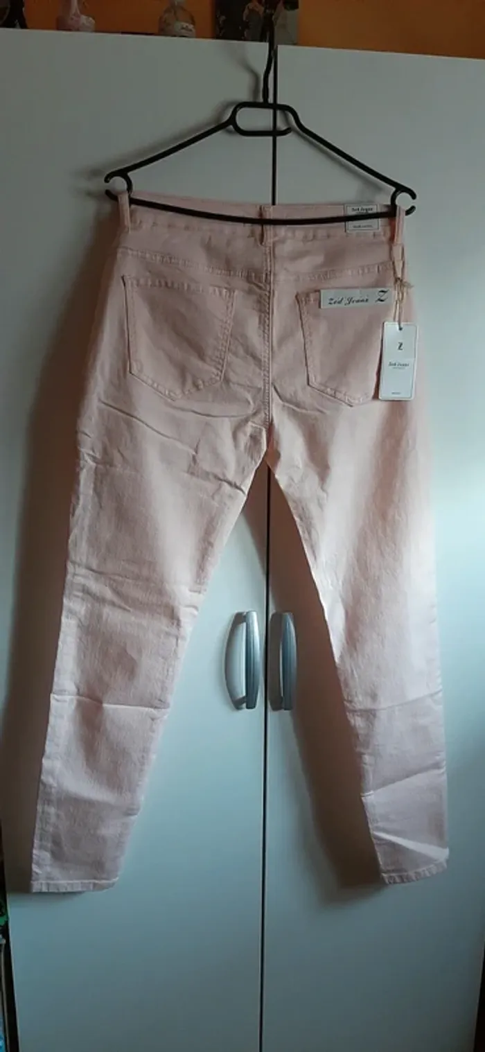 Jean rose pâle skinny t44 - photo numéro 2