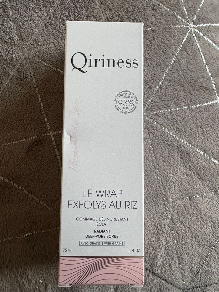 Gommage grains purifiant Qiriness neuf avec emballage