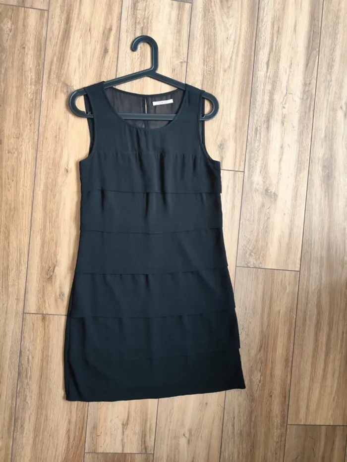 Robe noir