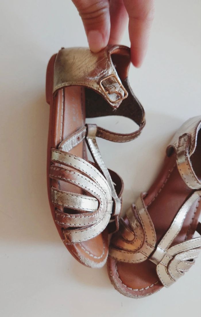 Sandales t26 - photo numéro 3