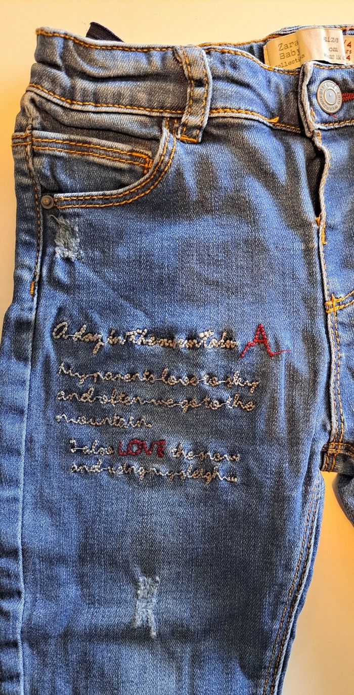 Lot de 2 jeans fille 4 ans TBE - photo numéro 5