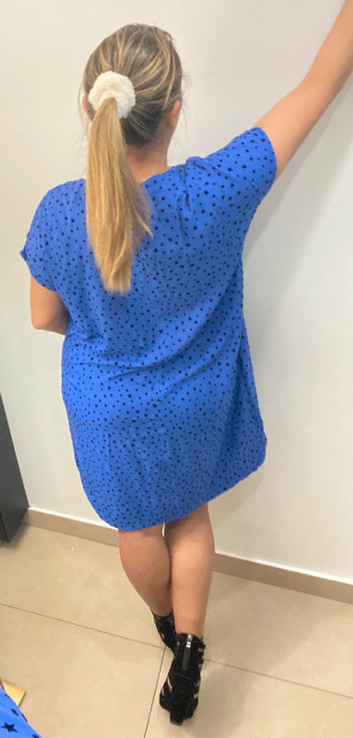 Jolie Robe Fluide Sans Manche Taille L - photo numéro 6