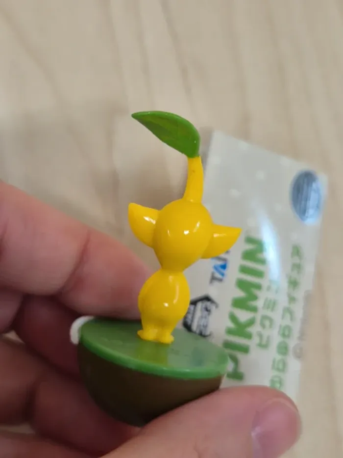 Mini figurine Pikmin Taito Culbuto : jaune - photo numéro 3