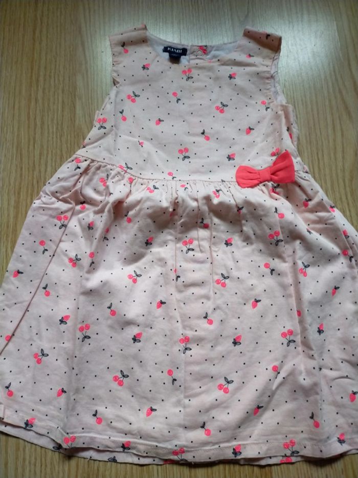 Très jolie robe Kiabi 24 mois