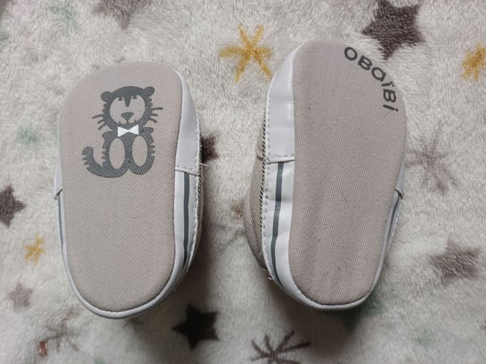 Chaussures grises - photo numéro 4