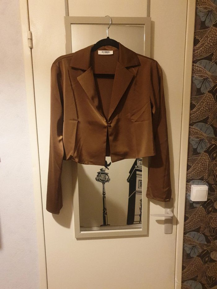 Ensemble blazer court et pantalon satiné - photo numéro 6
