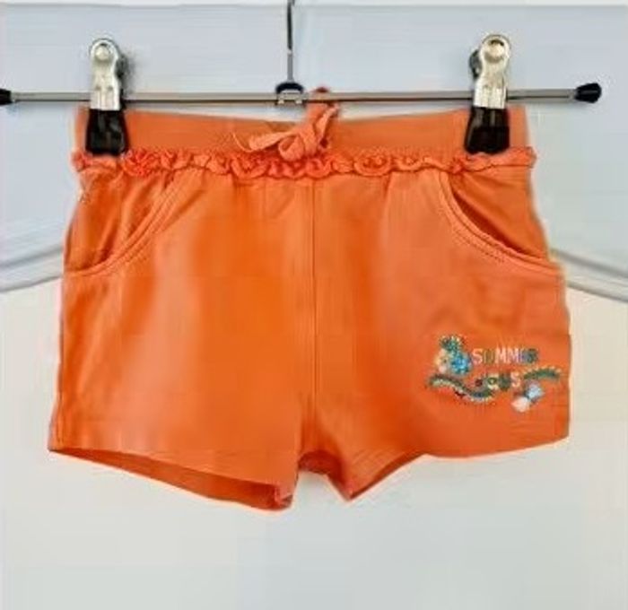 Short Orchestra, taille 23 mois