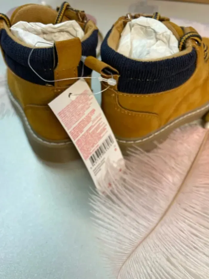 Bottines garçon (neuf) - Taille 25 - photo numéro 8