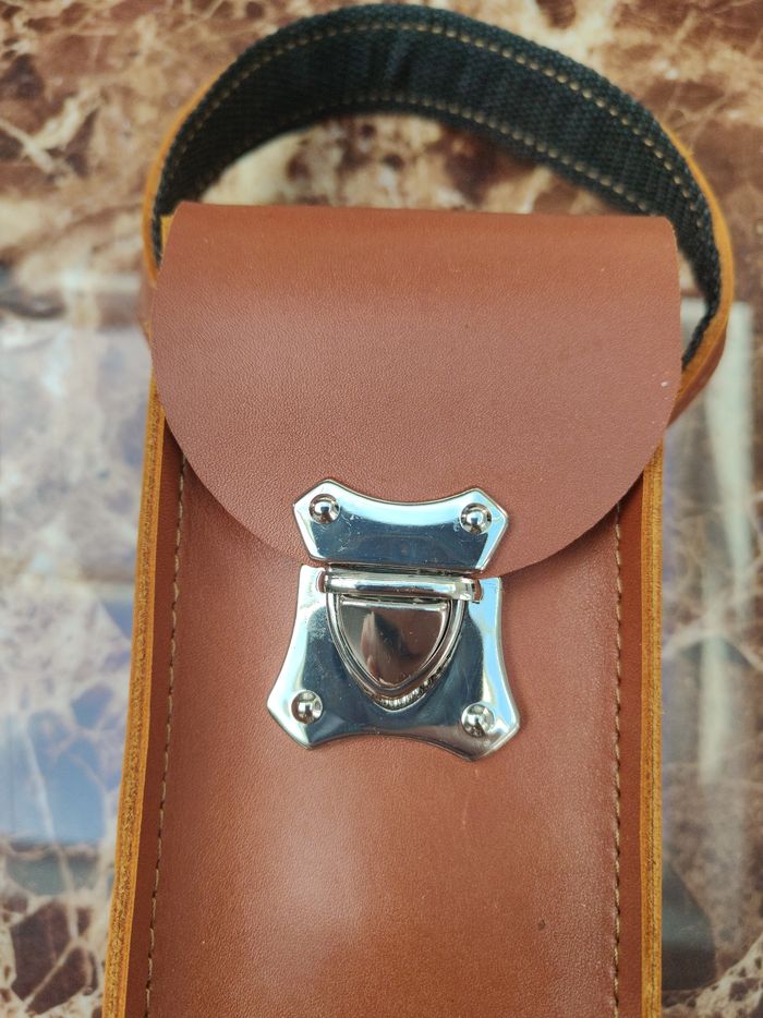 Sacoche en cuir 🎁 - photo numéro 2