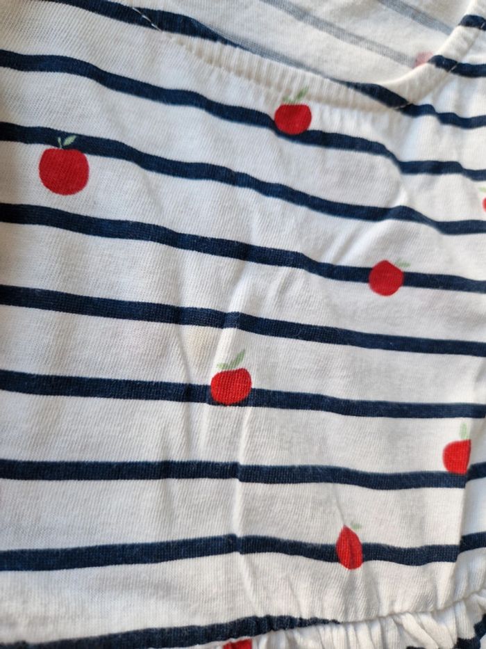 Lot de 2 robes été 5 ans mais petite tâche - photo numéro 7