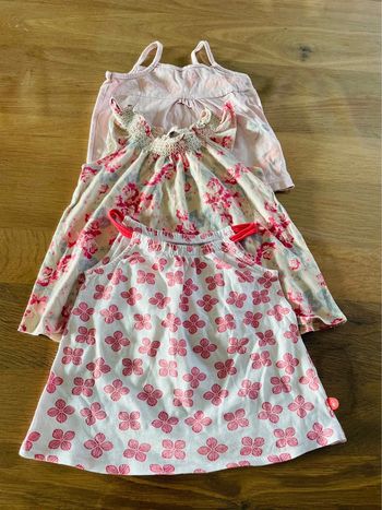 Lot débardeur 12 mois