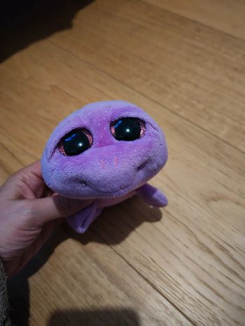 Peluche tortue violette