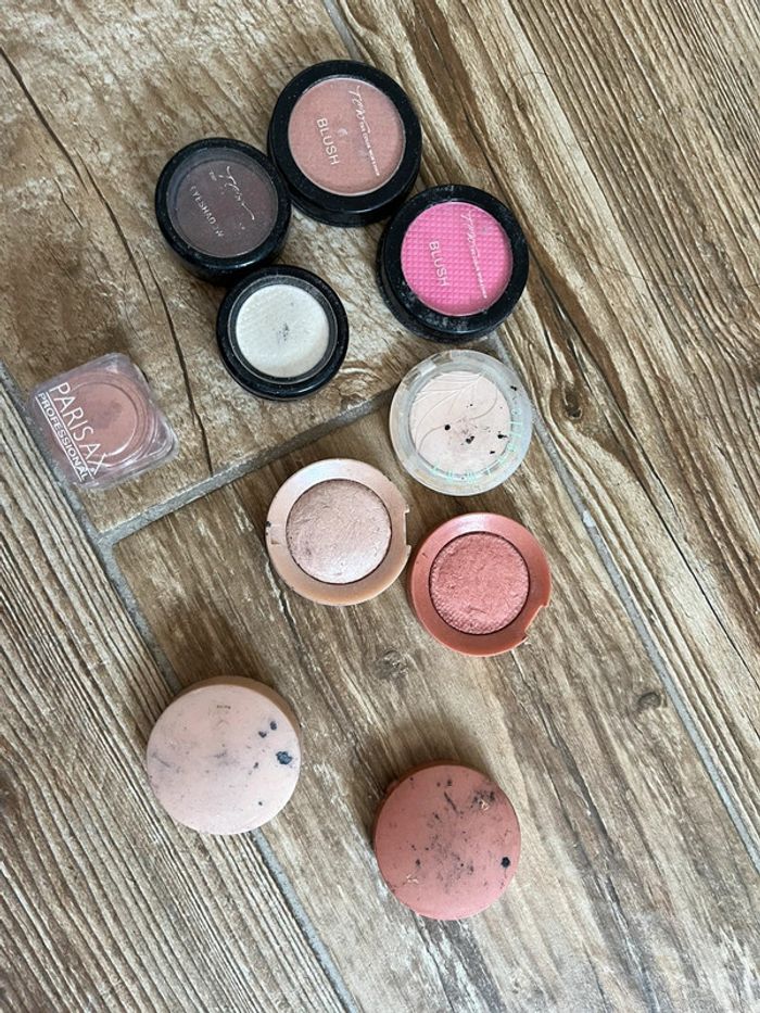 Lot maquillages - photo numéro 4