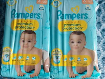 Couches pampers