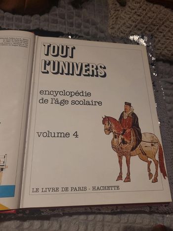 Tout l'univers. Encyclopedie de l'âge scolaire