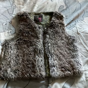 Boléro à fourrure fille 10ans