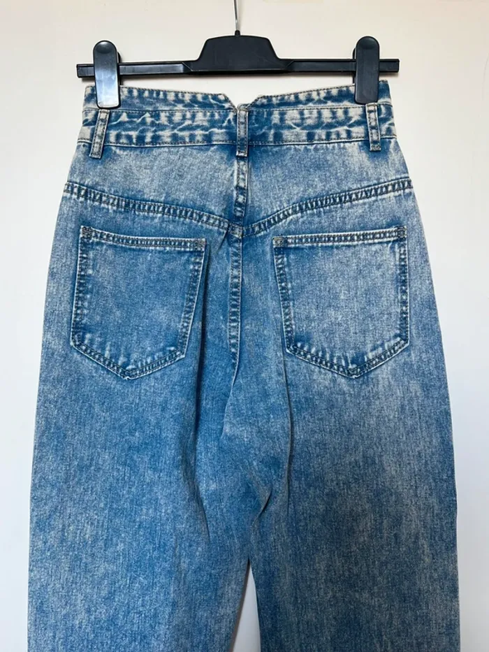 Jean mom T36 👖 - photo numéro 5