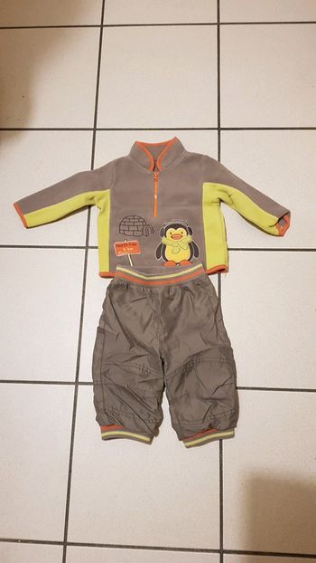 Ensemble polaire 12 mois.