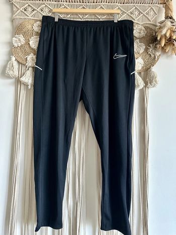 Jogging noir Nike taille XXL Neuf