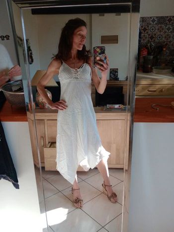 Robe 38 blanche lin crocheté c71