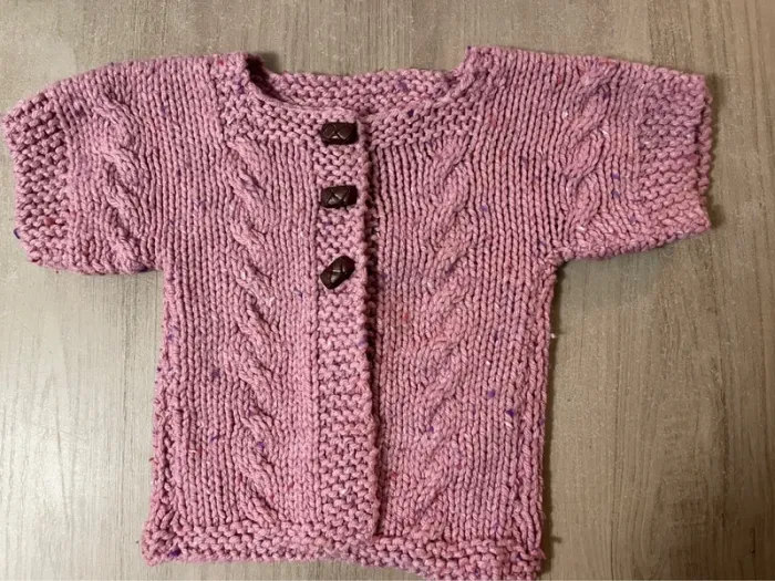 Gilet en laine manches courtes taille 4 ans