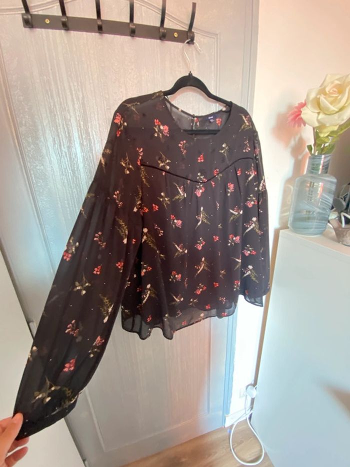Blouse noir fleur
