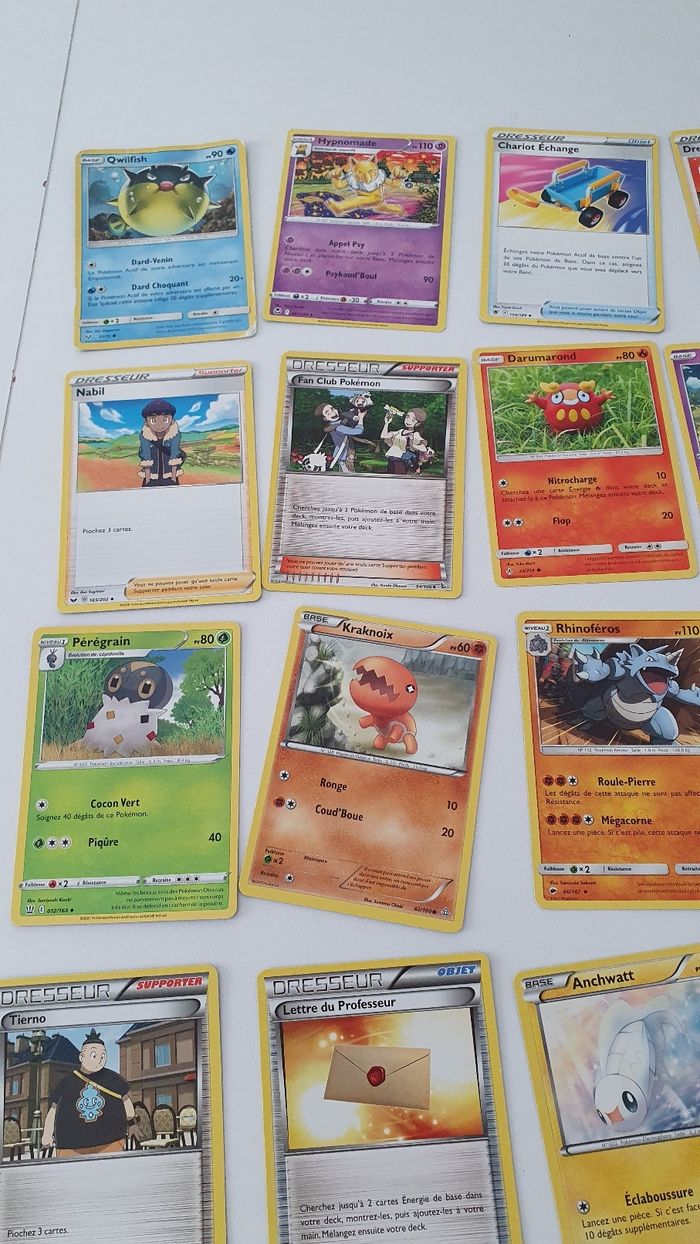 Lot de 35 cartes Pokemon - photo numéro 2