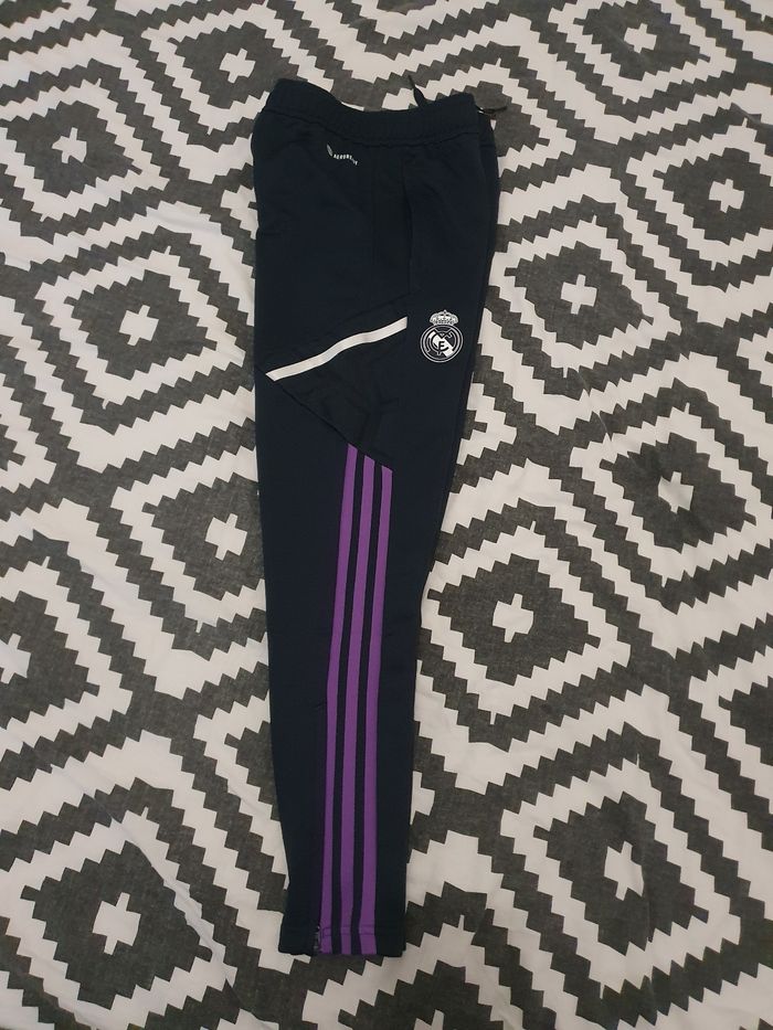 Adidas pantalon real Madrid taille 11-12 ans - photo numéro 4