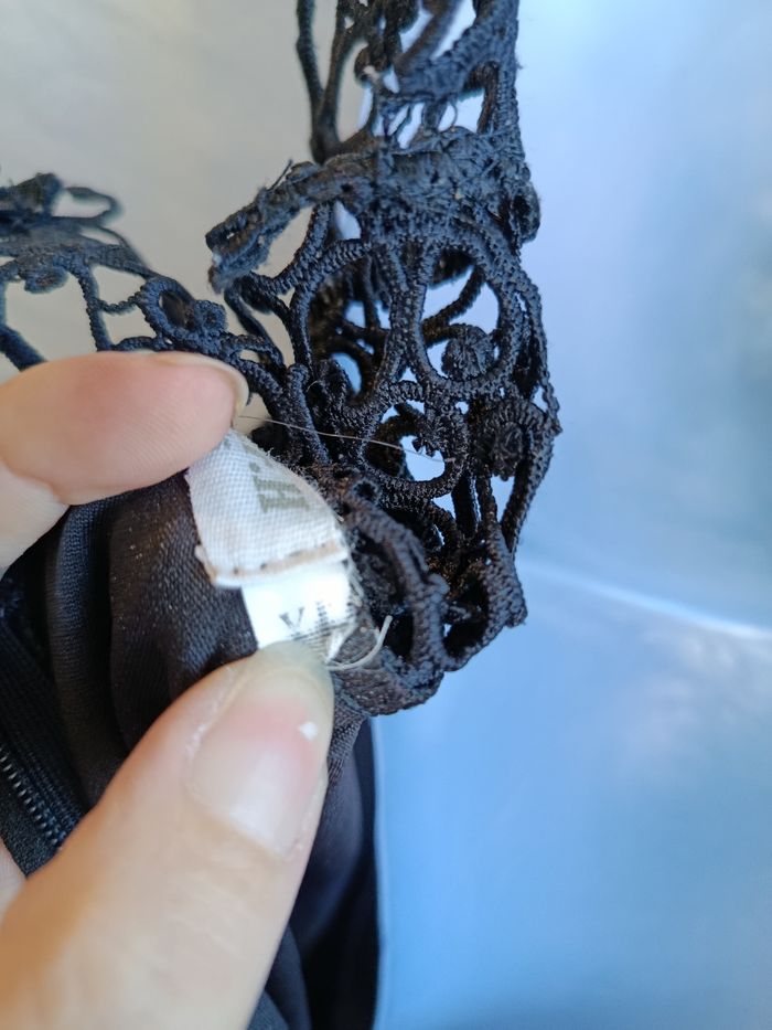 Robe noire - photo numéro 10