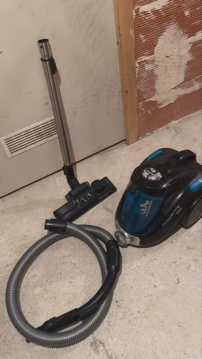 Aspirateur Rowenta Cyclonic – pour pièces ou déco - photo numéro 3