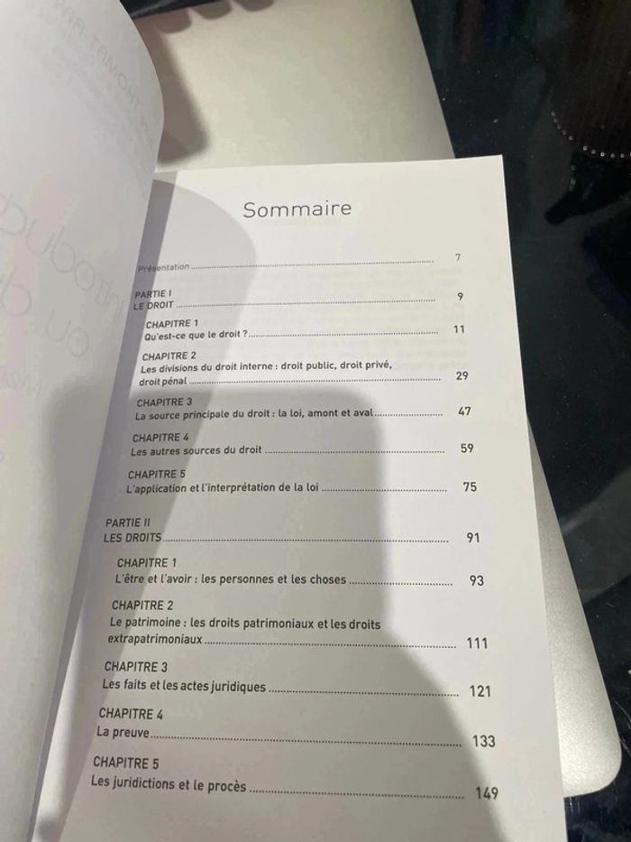 Introduction au droit - photo numéro 3