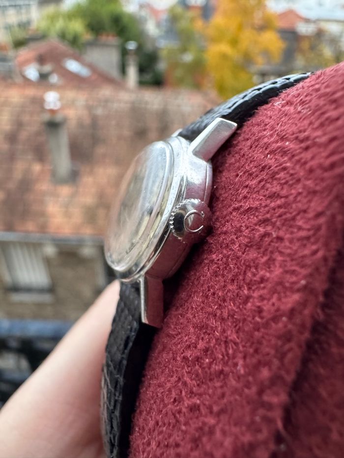 Montre Omega Vintage Femme – Mécanique à remontage manuel – Bracelet lézard véritable – À réviser - photo numéro 5