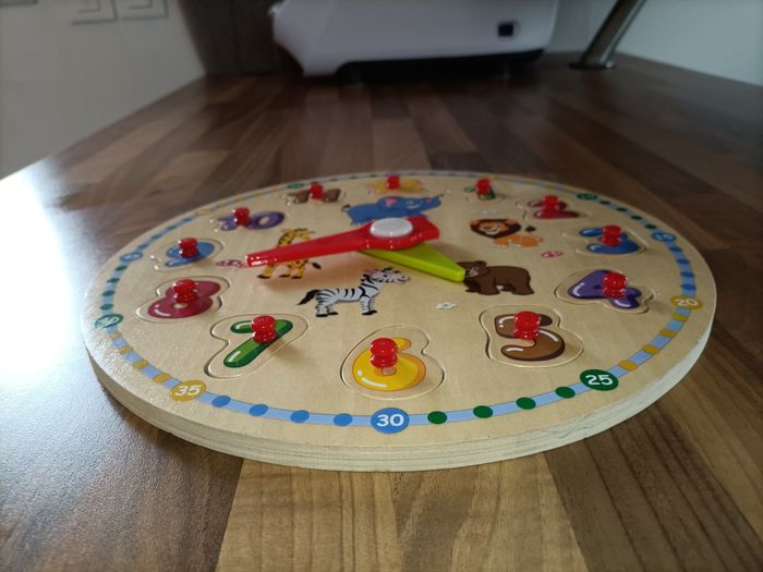 Horloge bois pour apprendre à lire l'heure - photo numéro 2