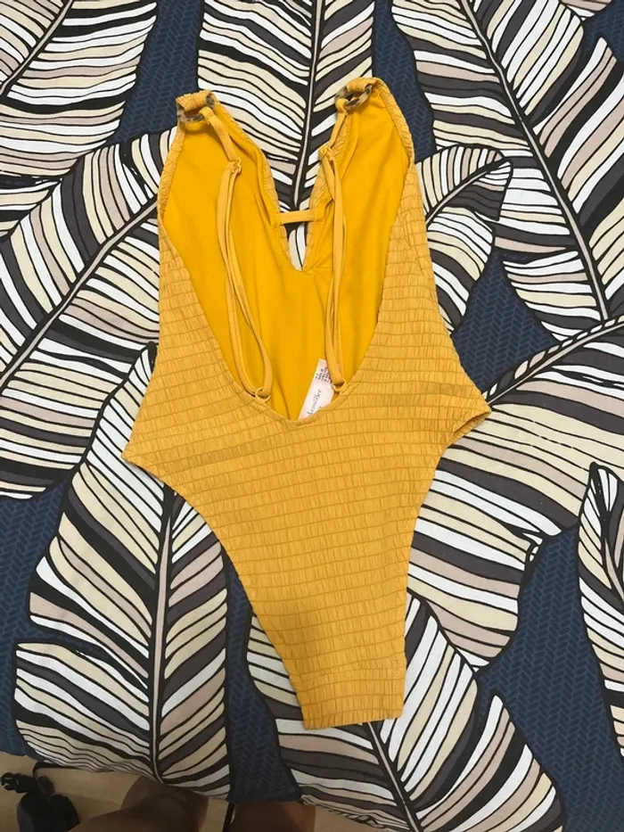 Maillot de bain 1 pièce - photo numéro 2