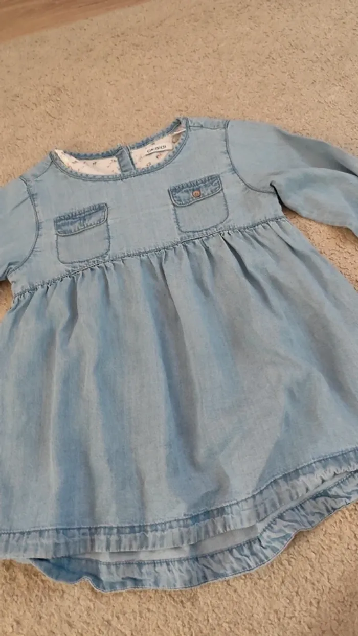 Robe. - photo numéro 5