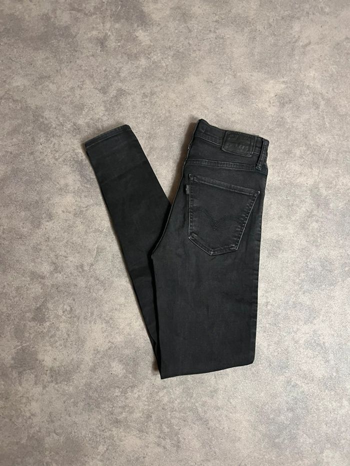 Jean femme levi’s mile high super skinny W25 L30