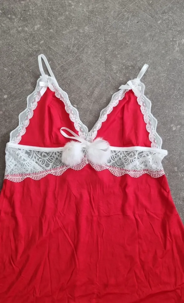 Nuisette rouge et blanc taille L - photo numéro 2