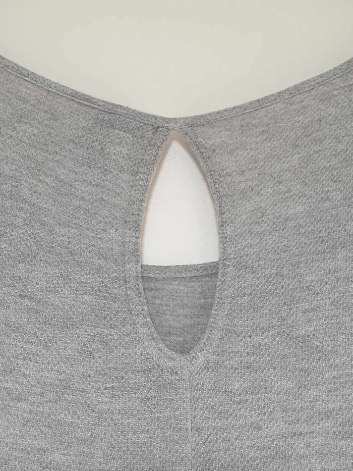 Haut/Débardeur gris Bench M - photo numéro 3