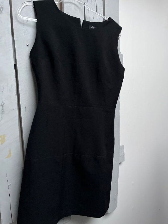 Robe noire