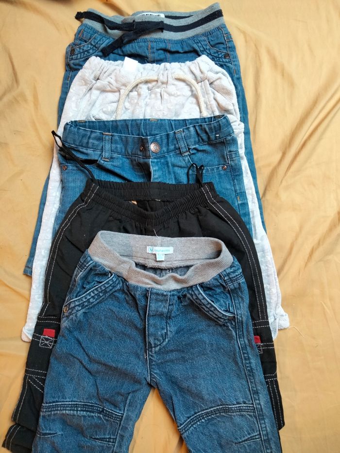 Lot pantalons 12 mois garcon