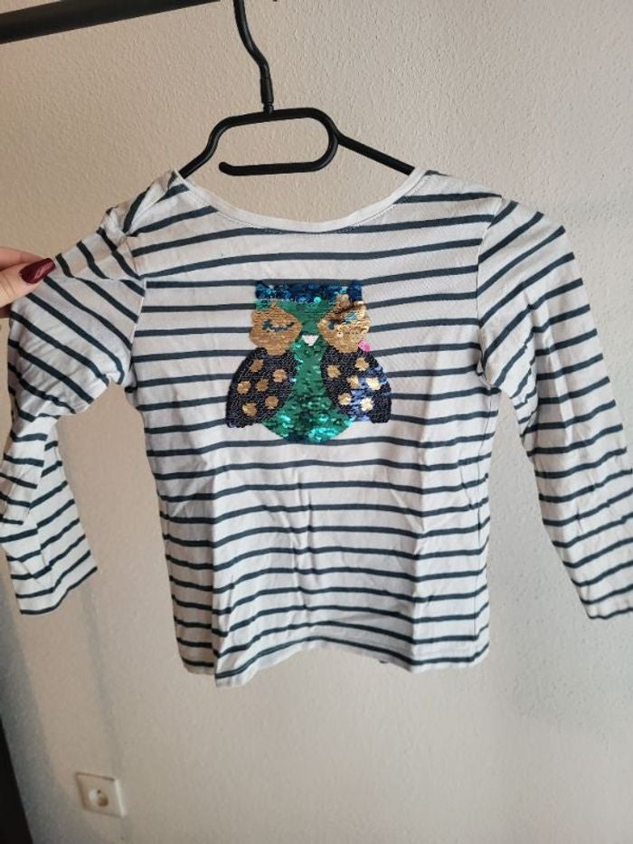 Pull leger sequin