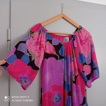Robe à grosses fleurs roses t40