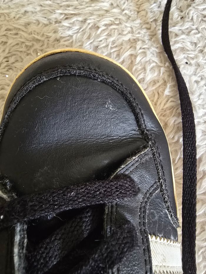 Baskets mixte 🍒Adidas🍒pointure 32 - photo numéro 8