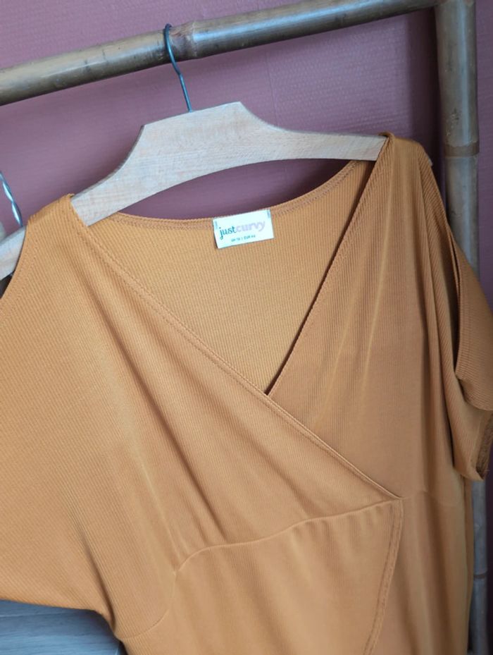 Robe jaune - photo numéro 3